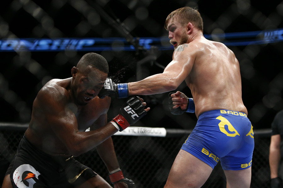 115_Jon_Jones_vs_Alexander_Gustafsson_gallery_post.jpg
