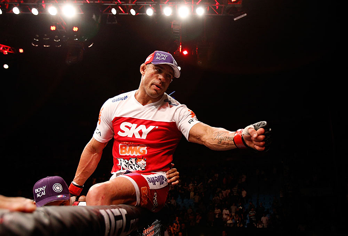 11_ufx7_Bisping_Belfort_39.jpg