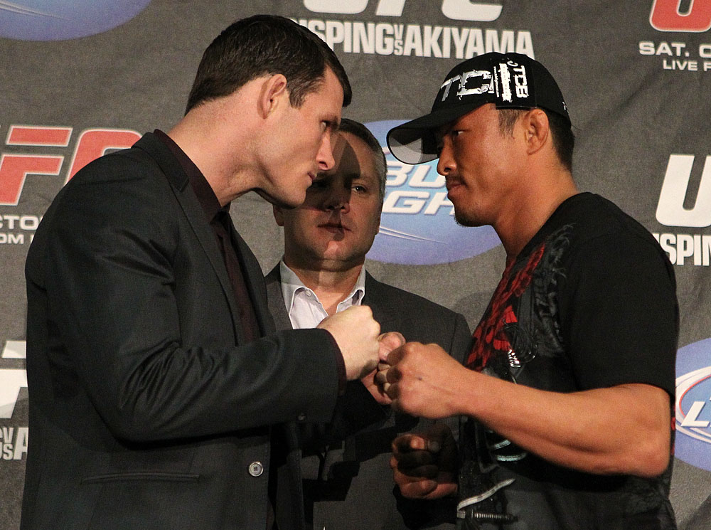 UFC120 Bisping v Akiyama