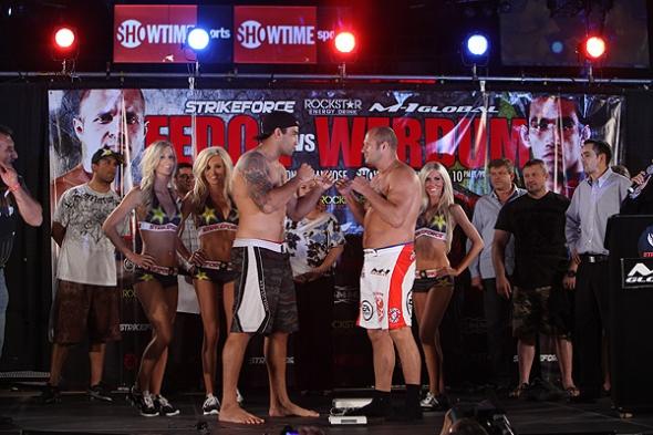 Взвешивание Емельяненко-Вердум