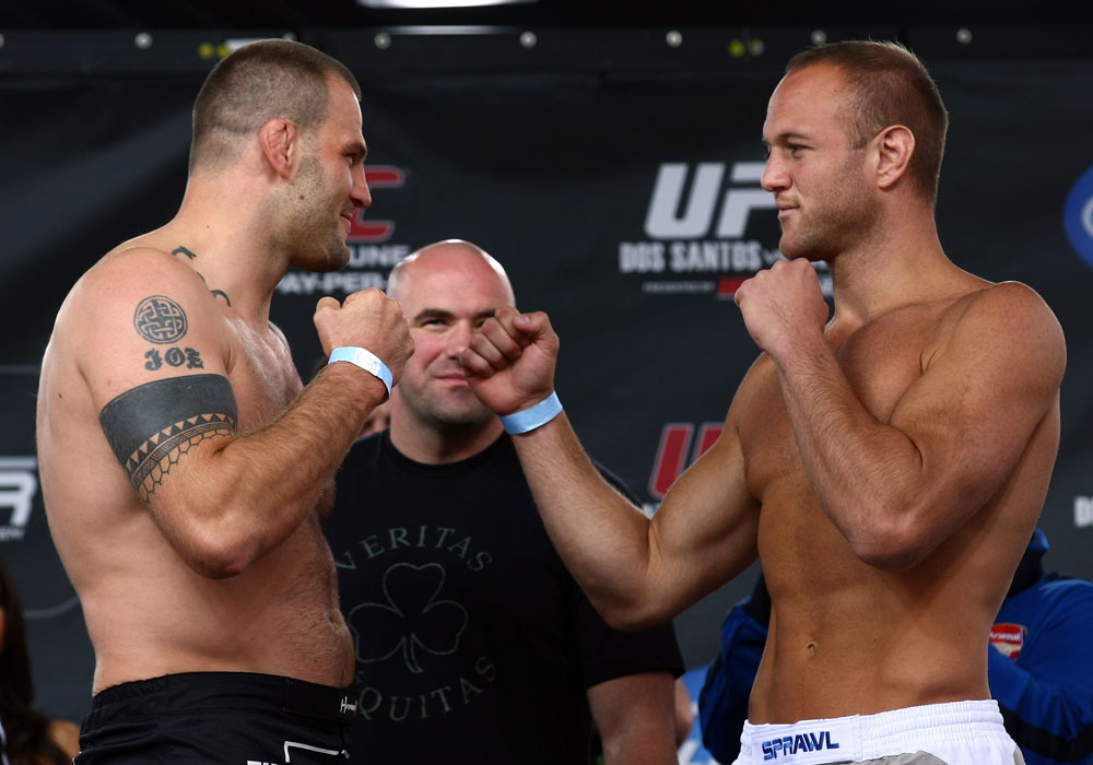 Взвешивание UFC 131