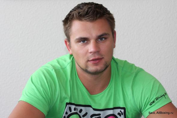 Денис Бойцов, Гамбург, июнь 2010, (2), Бася