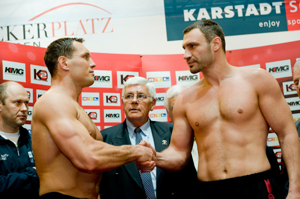 Взвешивание Кличко-Сосновский