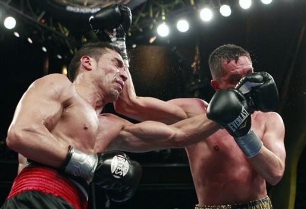 Cерхио Мартинес — Сергей Дзинзирук