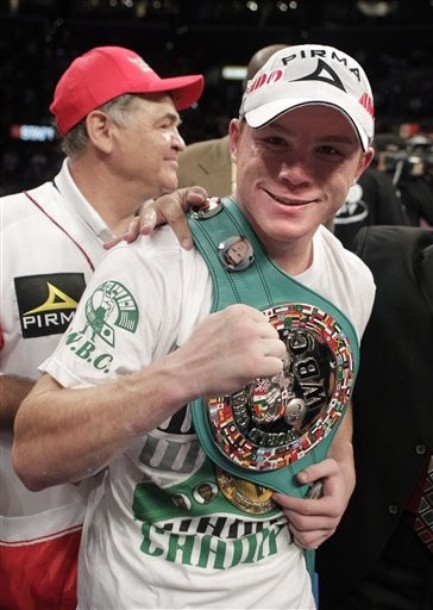 Сауль Альварес &mdash; Карлос Балдомир