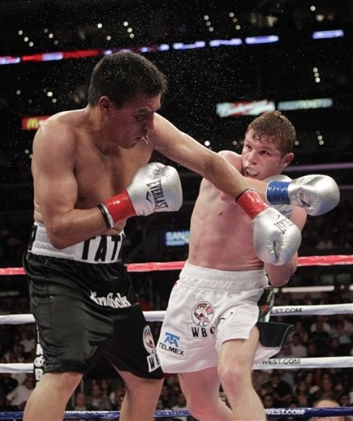 Сауль Альварес &mdash; Карлос Балдомир