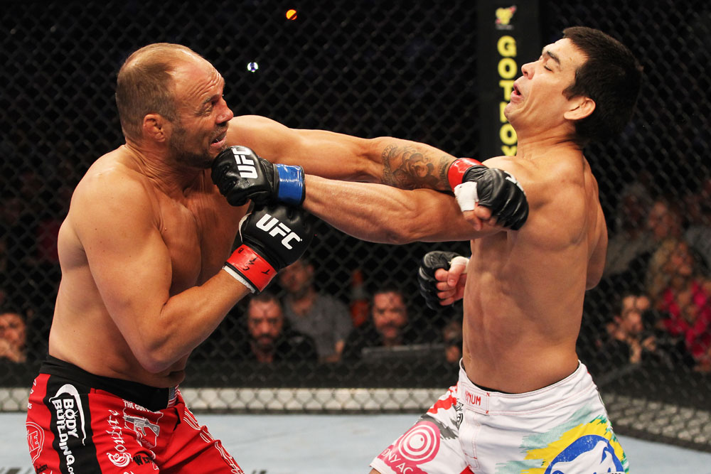 Ufc129 10 couture vs machida 007