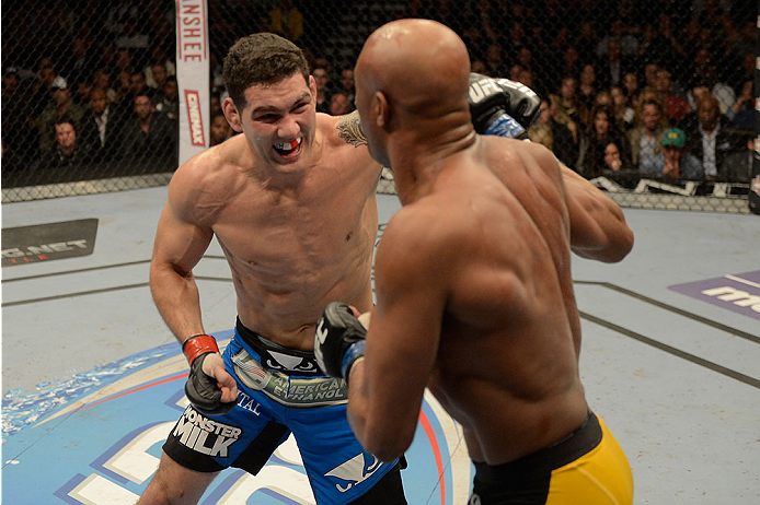 ufc168_11_weidman_vs_silva_022.jpg