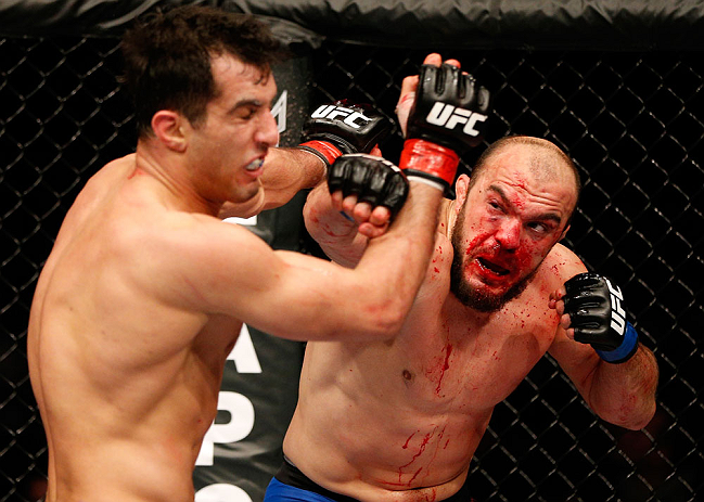 ufuel9_13_mousasi_vs_latifi_013.jpg